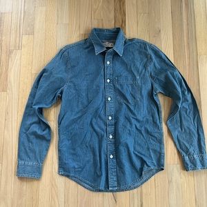 Abercrombie men’s medium button up denim shirt